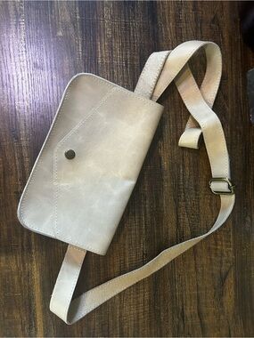 JOYN Minimalist Cream leather Crossbody Belt Bag